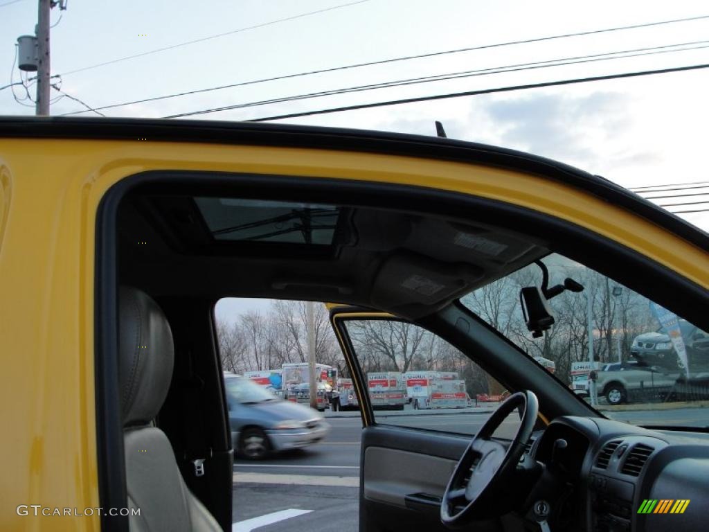 2005 Colorado Z71 Crew Cab 4x4 - Yellow / Medium Dark Pewter photo #10