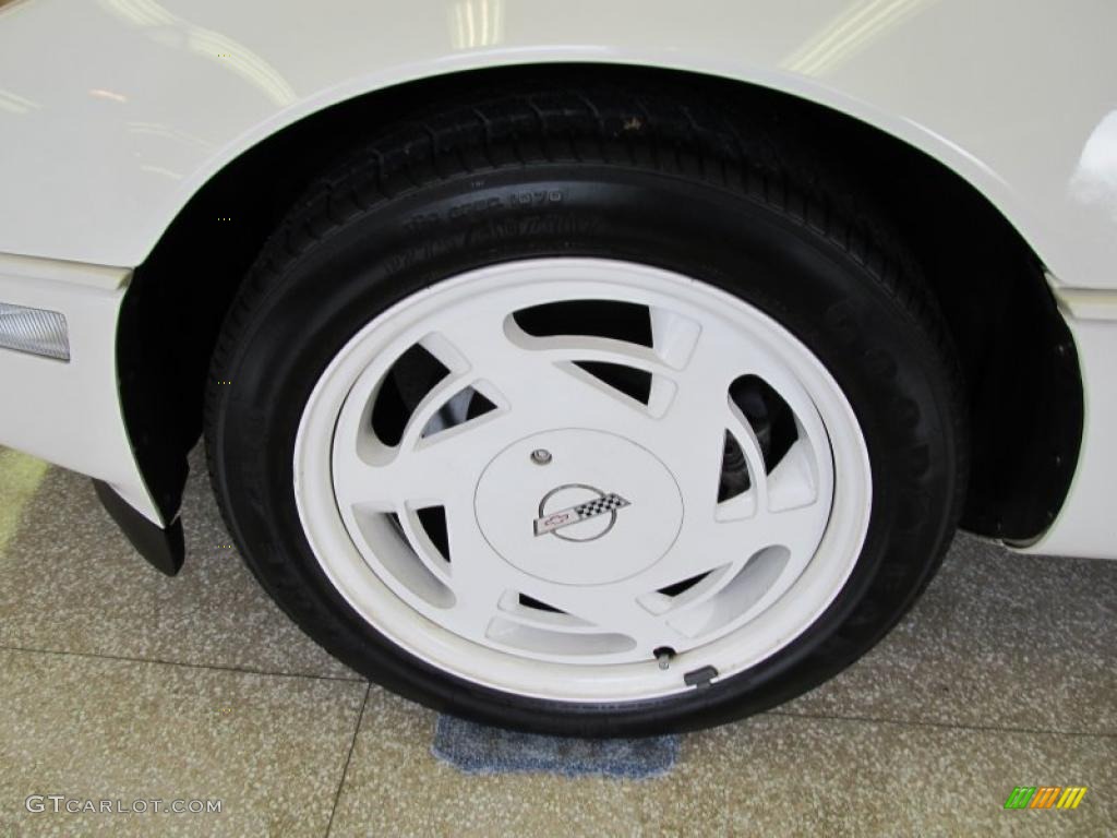 1988 Chevrolet Corvette 35th Anniversary Coupe Wheel Photo #41019339