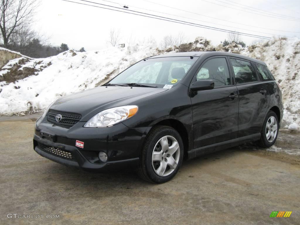2007 Matrix XR - Black Sand Pearl / Dark Charcoal photo #6