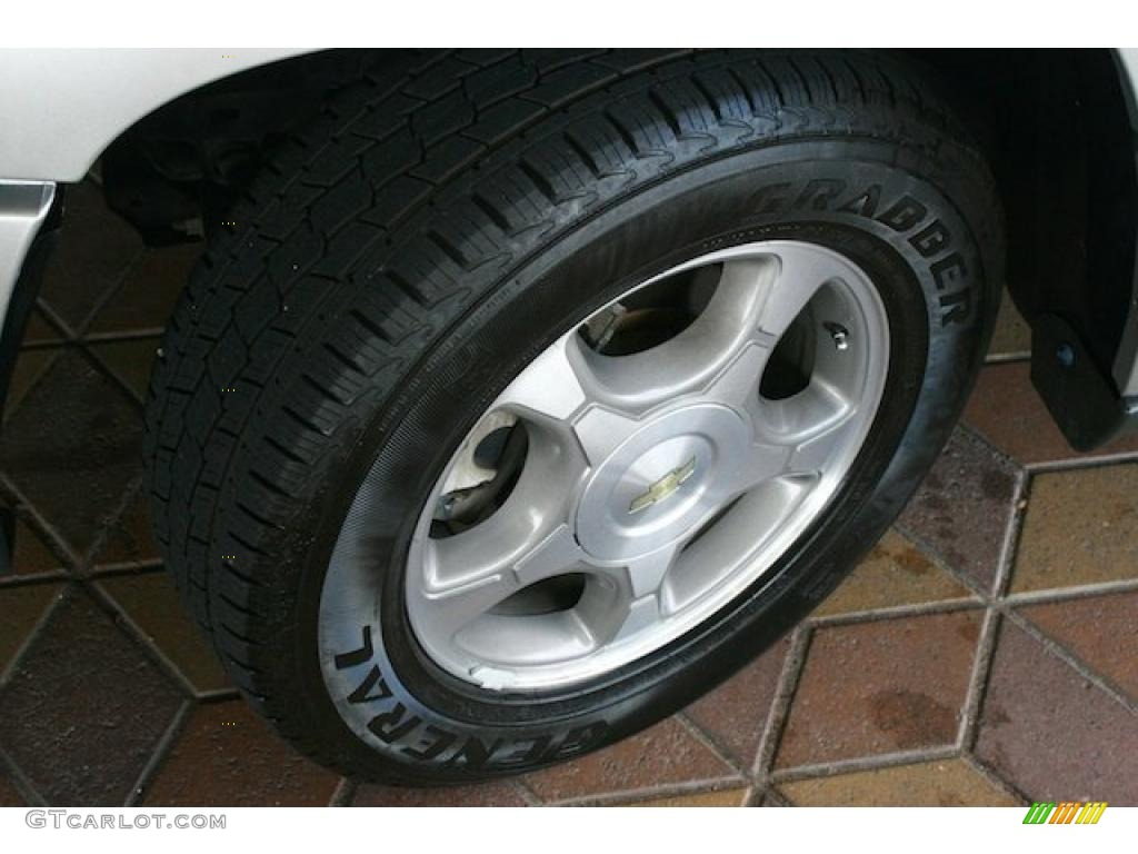 2005 Chevrolet TrailBlazer EXT LS Wheel Photo #41022015