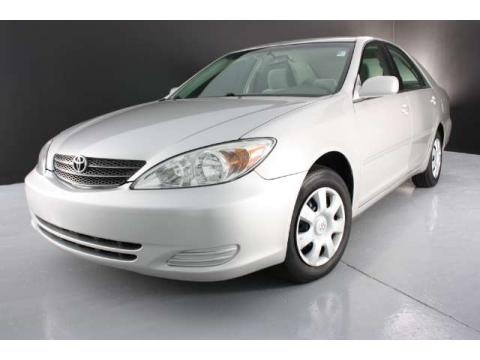 2004 Toyota Camry LE Data, Info and Specs