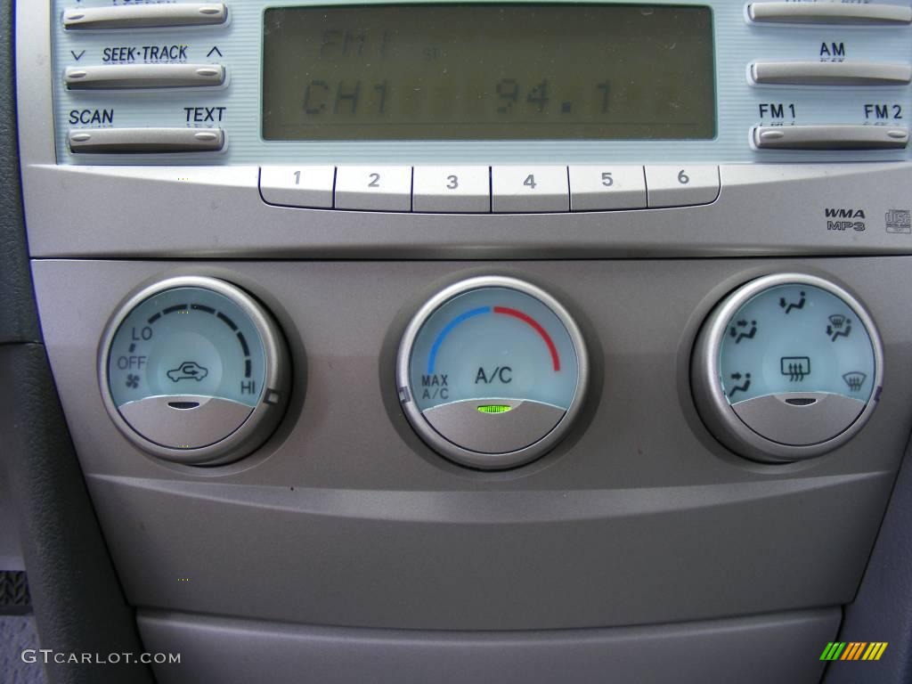 2008 Camry LE - Black / Ash photo #32