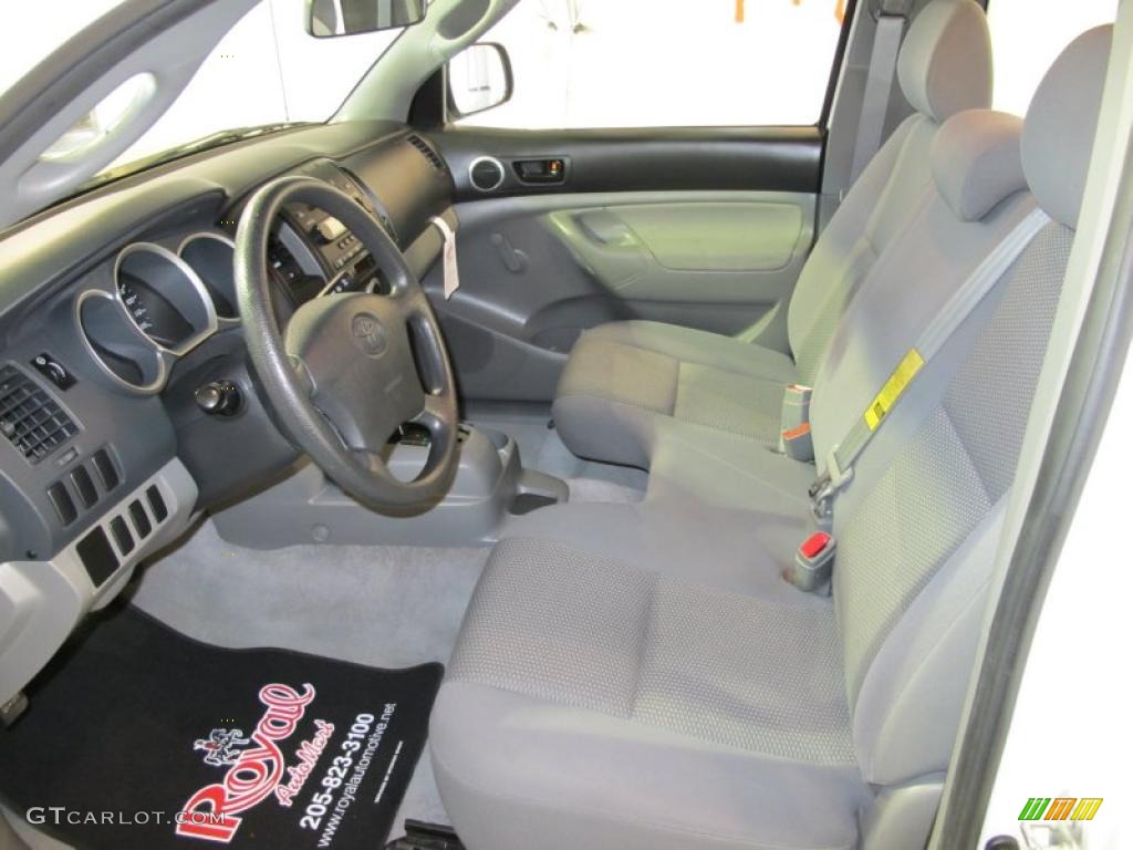 Graphite Gray Interior 2006 Toyota Tacoma Regular Cab Photo #41027168