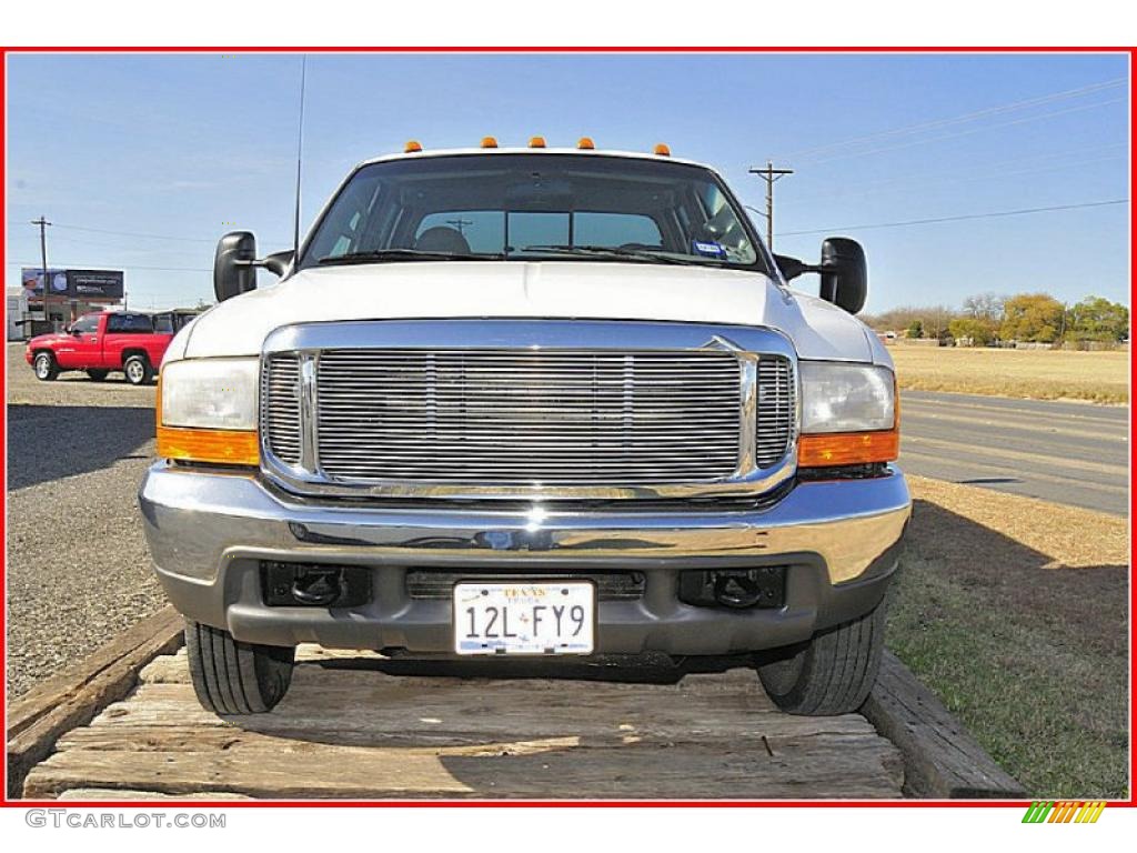 2000 F450 Super Duty XLT Crew Cab 4x4 Dually - Oxford White / Medium Graphite photo #15