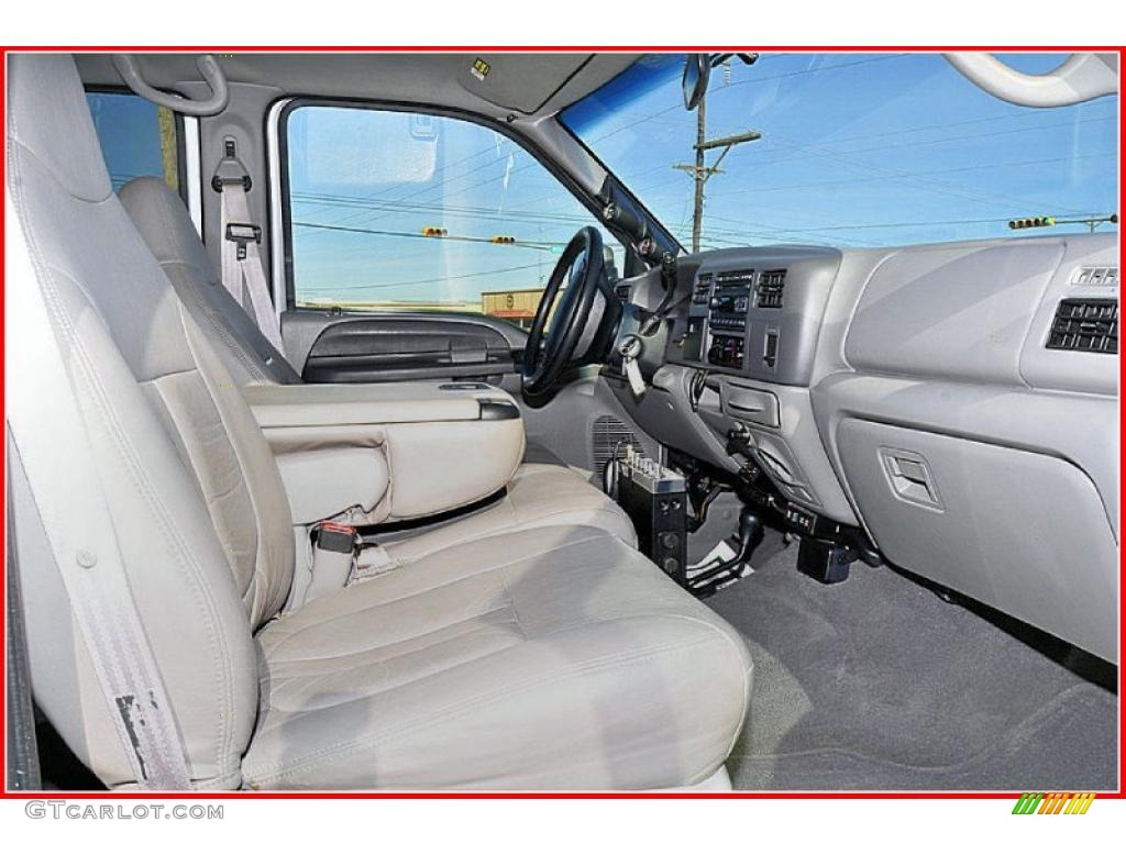 2000 F450 Super Duty XLT Crew Cab 4x4 Dually - Oxford White / Medium Graphite photo #23