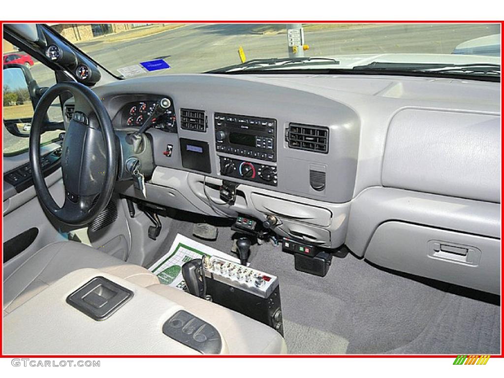 2000 Ford F450 Super Duty XLT Crew Cab 4x4 Dually Medium Graphite Dashboard Photo #41028196