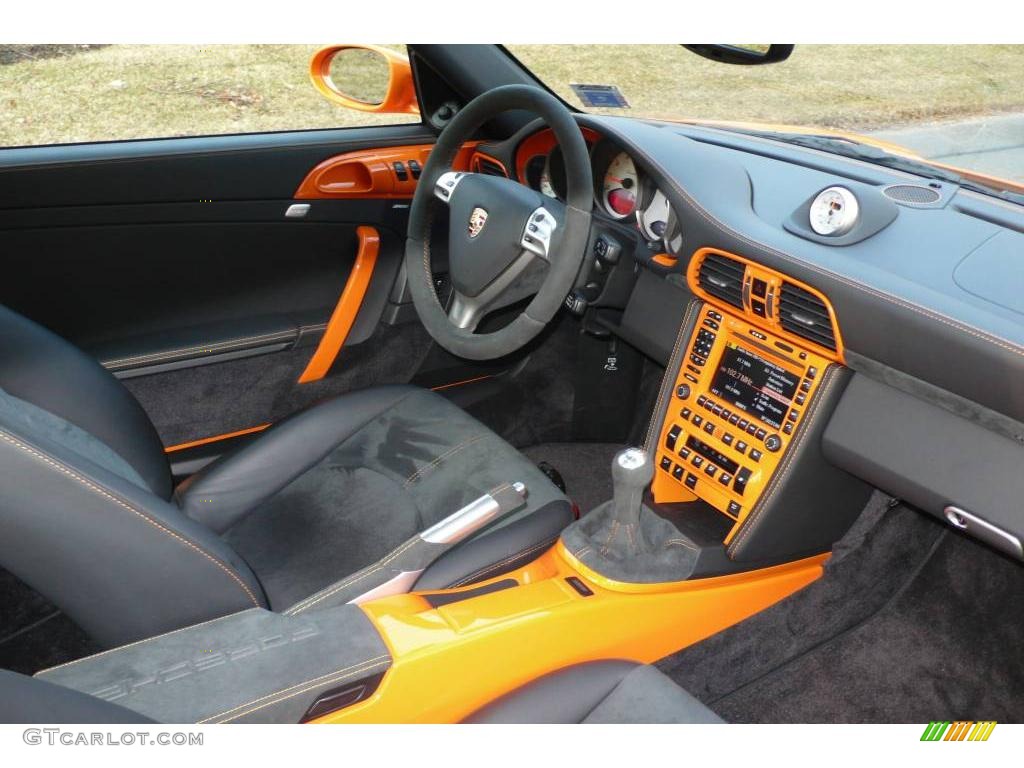2007 911 Turbo Coupe - Orange / Black photo #16