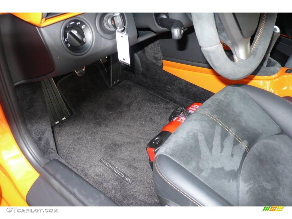 2007 911 Turbo Coupe - Orange / Black photo #19