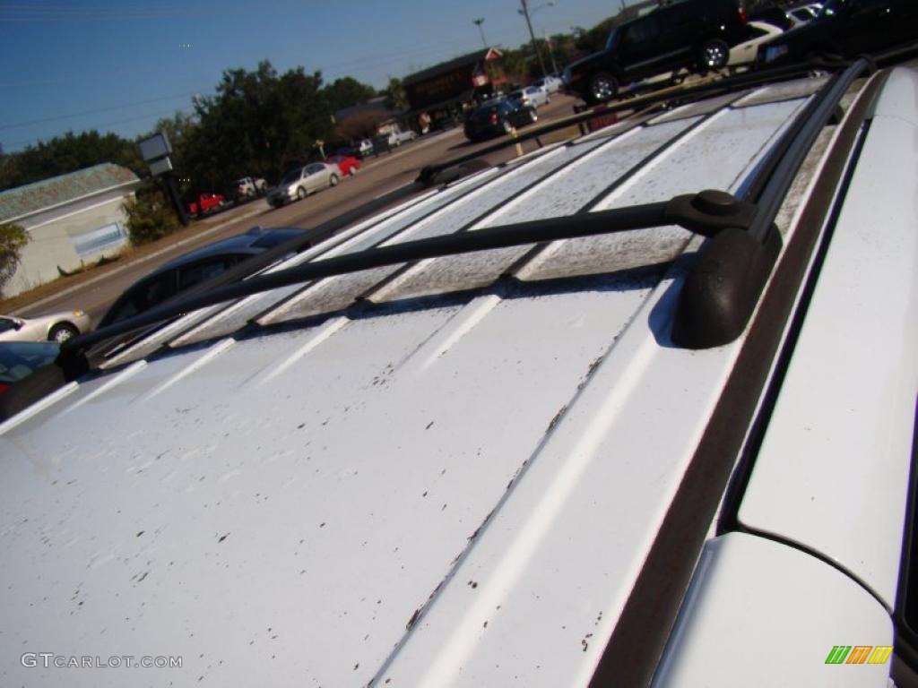1998 Grand Voyager SE - Bright White / Silver Fern photo #33