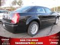 Brilliant Black Crystal Pearl - 300 Touring Photo No. 3