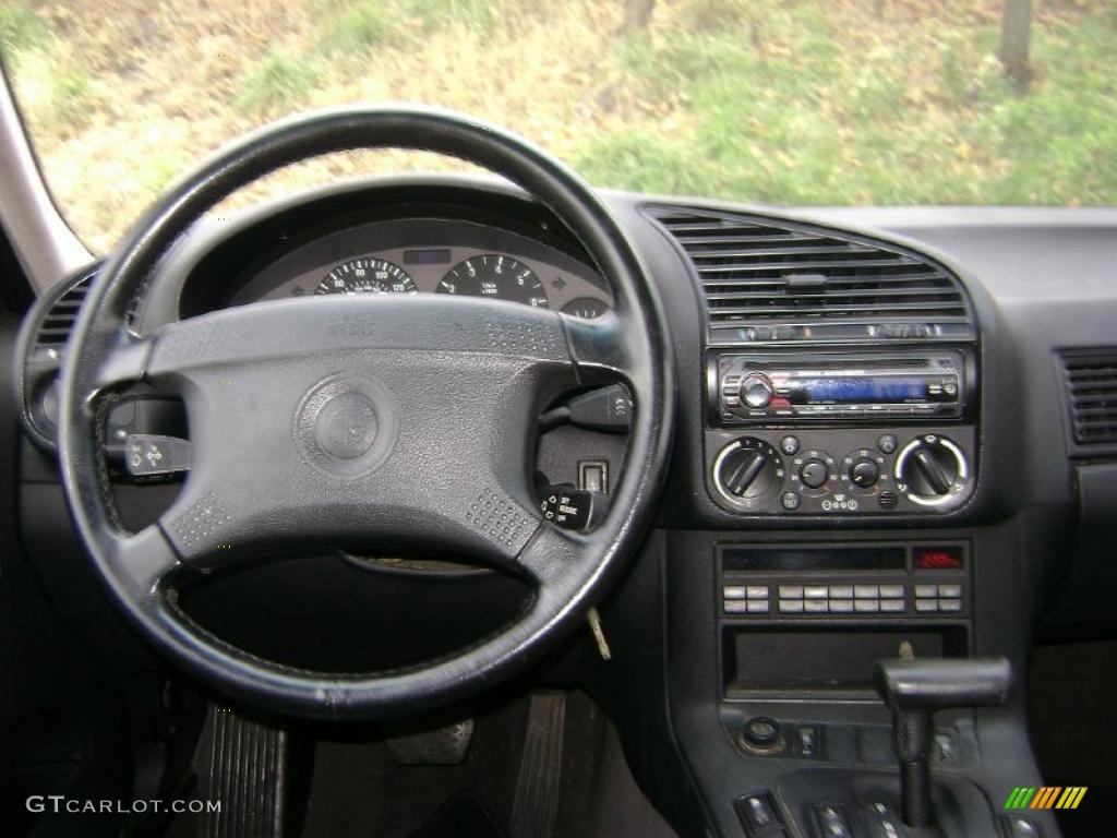1993 BMW 3 Series 325i Sedan Black Dashboard Photo #41036004