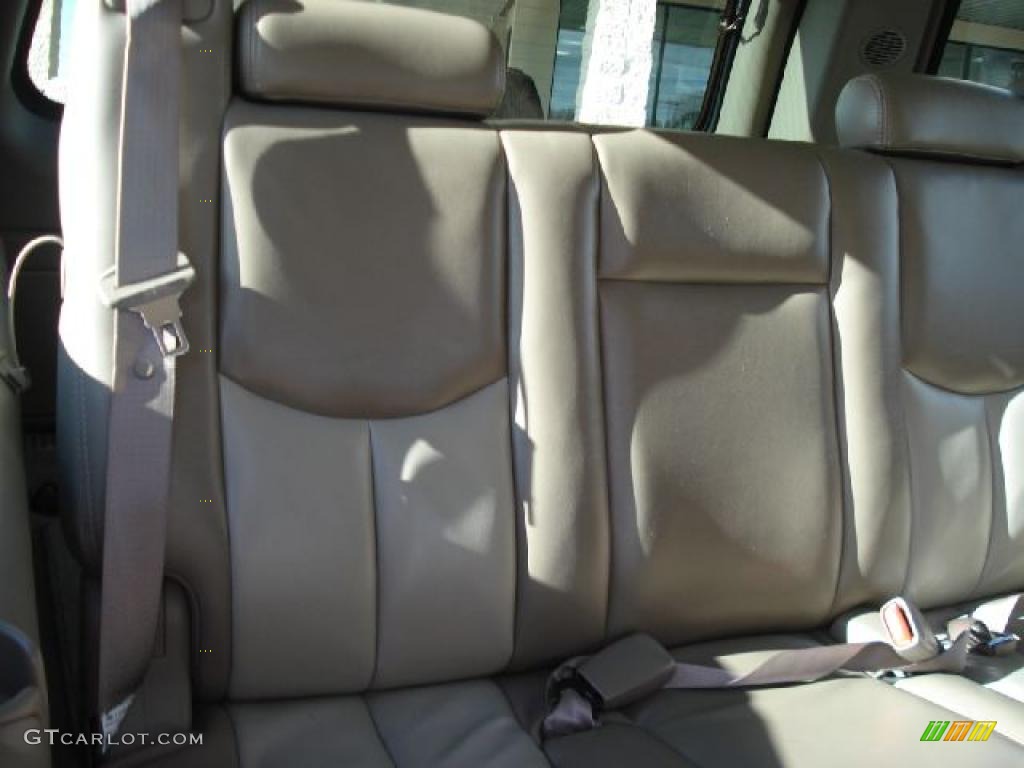 2005 Yukon XL Denali AWD - Silver Birch Metallic / Sandstone photo #16