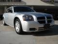 2005 Bright Silver Metallic Dodge Magnum SE  photo #1