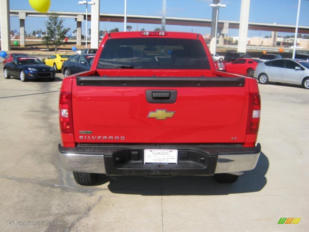 2010 Silverado 1500 LT Crew Cab - Victory Red / Light Titanium/Ebony photo #4