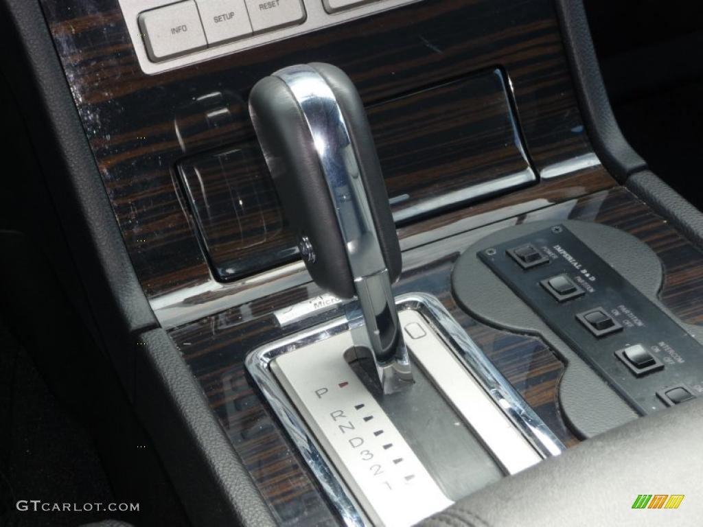 2009 Lincoln Navigator L Transmission Photos