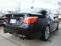 Black Sapphire Metallic - M5 Sedan Photo No. 5