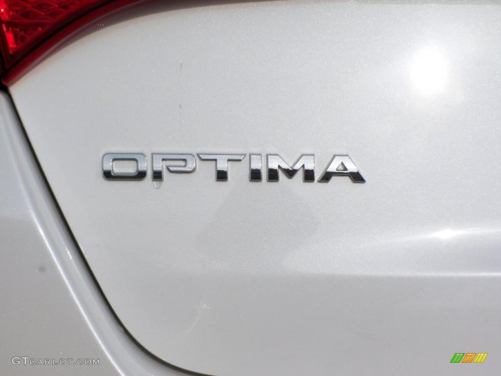 2011 Optima EX - Snow White Pearl / Beige photo #7