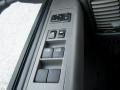 Graphite/Titanium Controls Photo for 2005 Nissan Titan #41045257