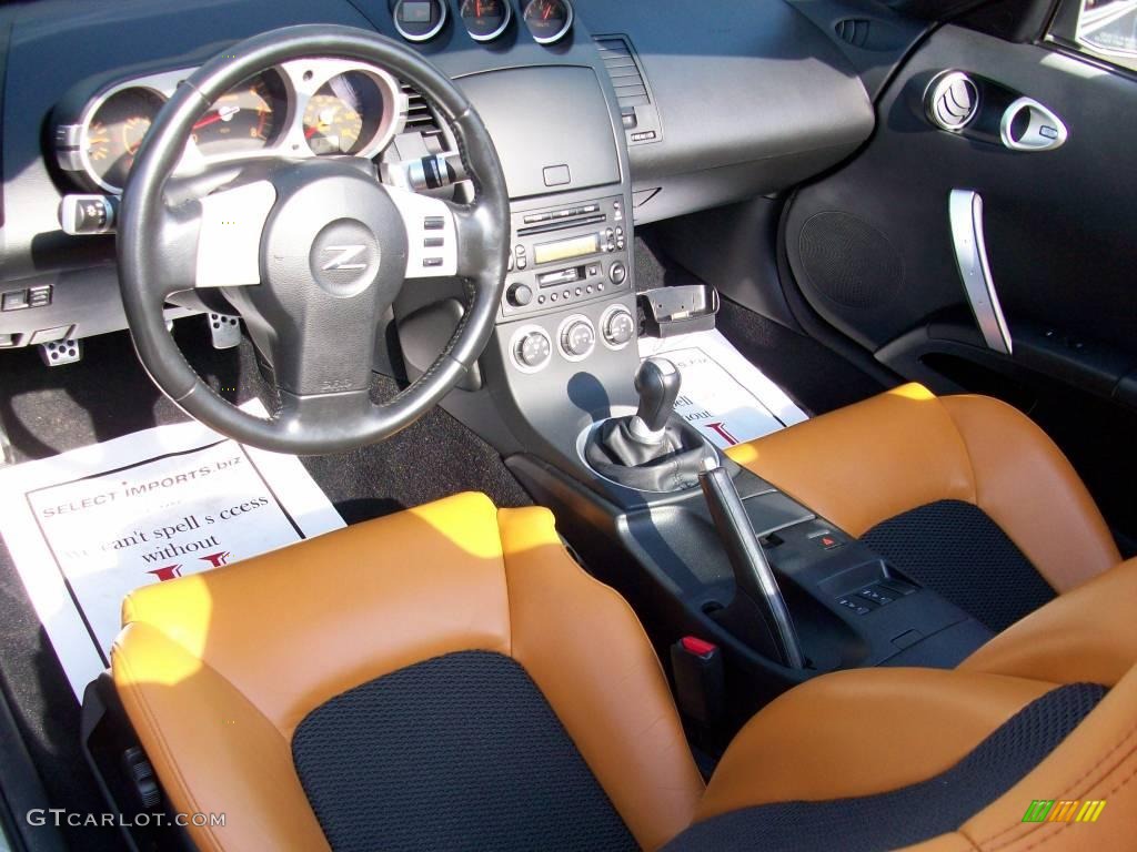 2005 350Z Touring Roadster - Silverstone Metallic / Burnt Orange photo #16