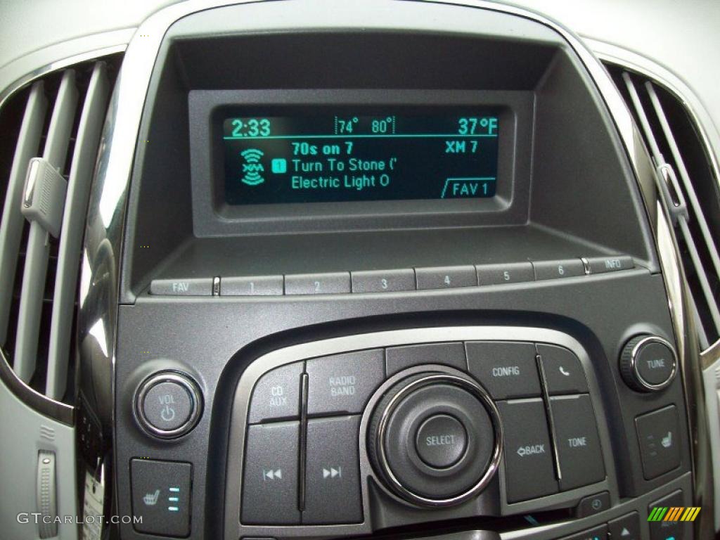 2011 Buick LaCrosse CXL AWD Controls Photo #41046849