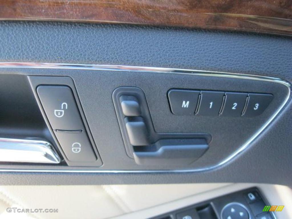 2011 Mercedes-Benz E 350 Sedan Controls Photo #41047481