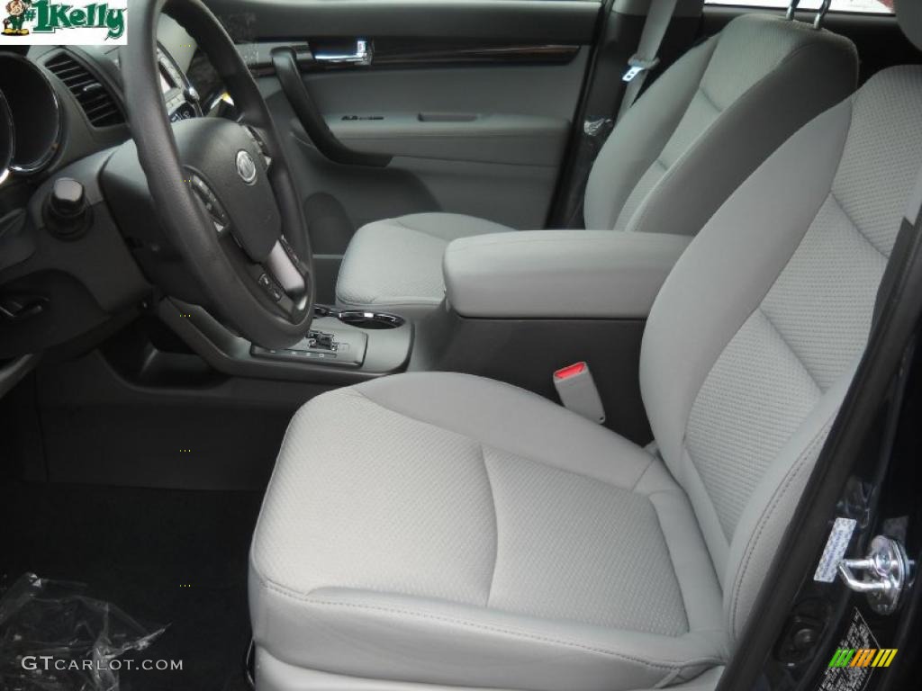Gray Interior 2011 Kia Sorento LX AWD Photo #41048017