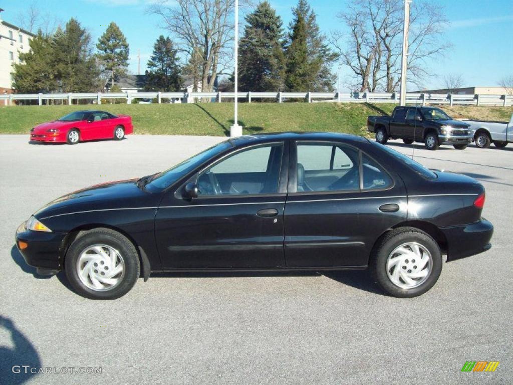 1996 Cavalier Sedan - Black / Dark Gray photo #13
