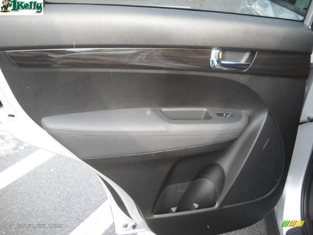 2011 Sorento EX AWD - Bright Silver / Gray photo #11