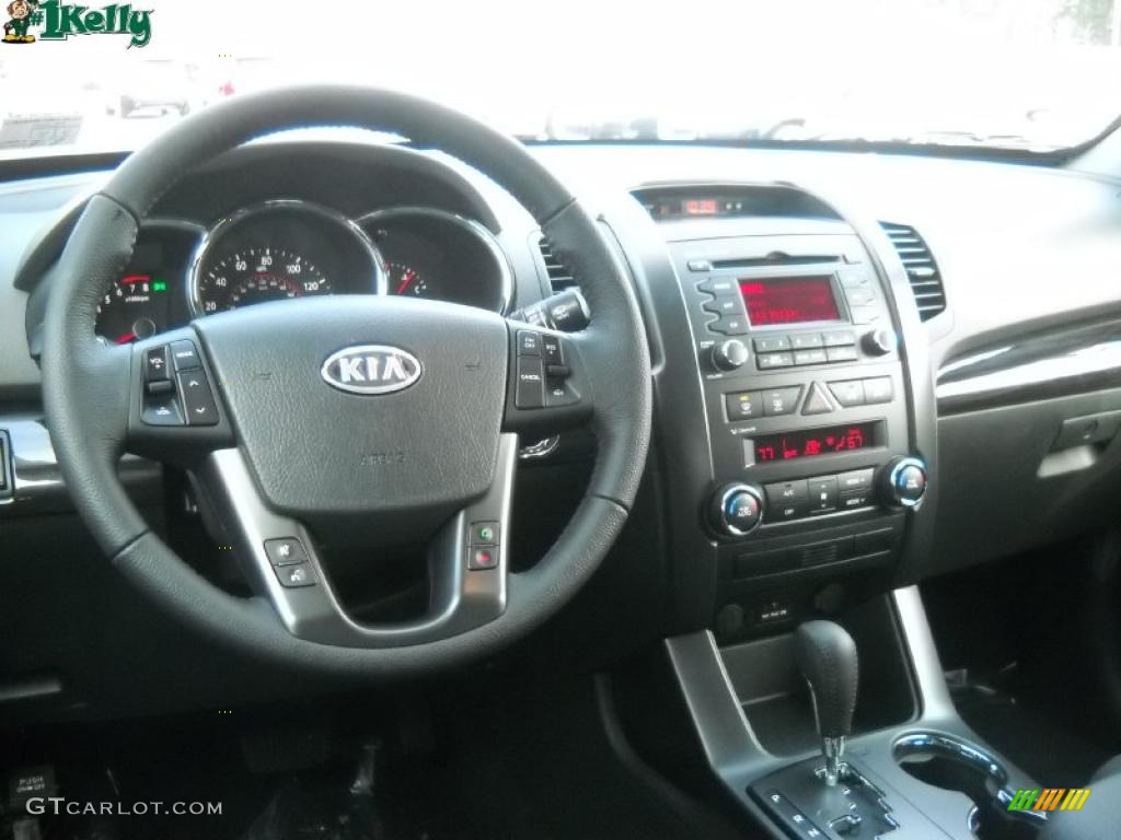 2011 Sorento EX AWD - Bright Silver / Gray photo #12