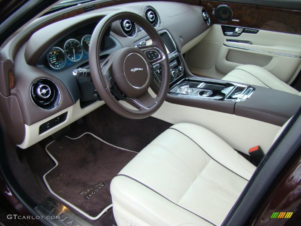 Ivory/Truffle Interior 2011 Jaguar XJ XJ Photo #41049953