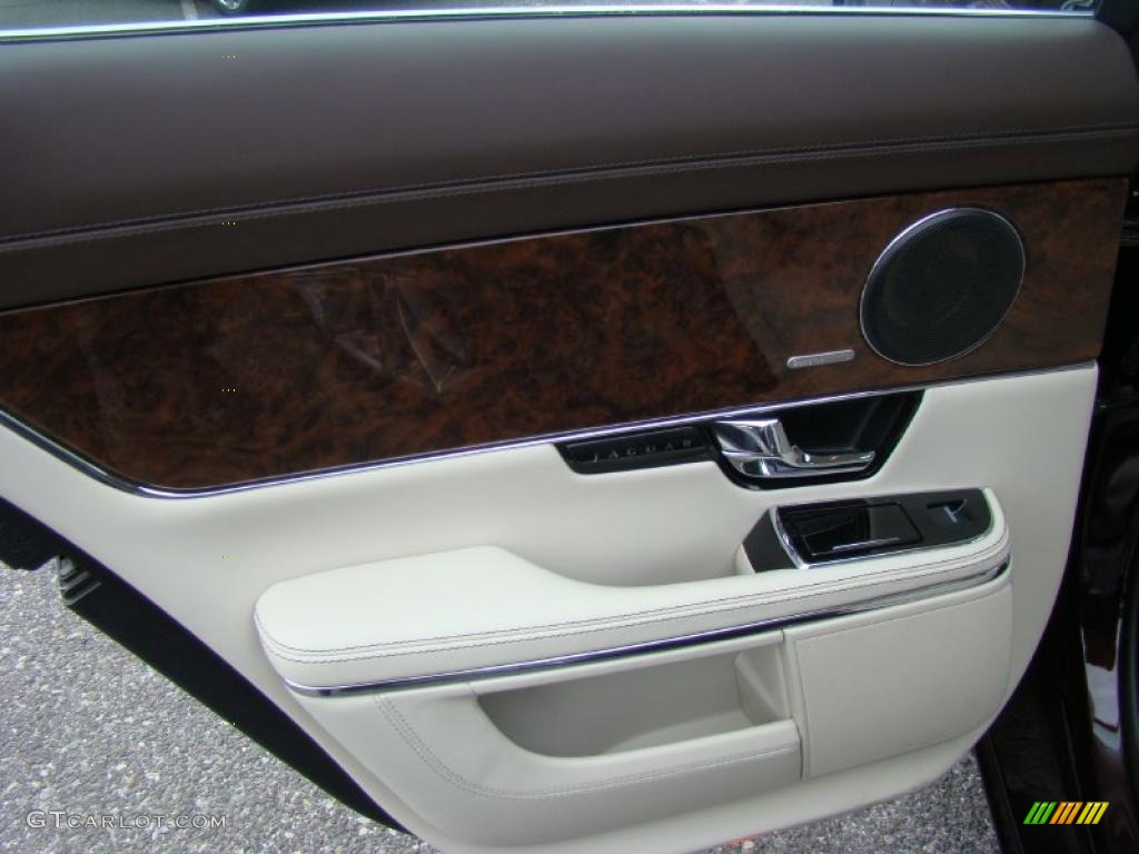 2011 Jaguar XJ XJ Ivory/Truffle Door Panel Photo #41049969