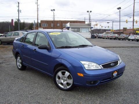2005 Ford Focus ZX4 SES Sedan Data, Info and Specs