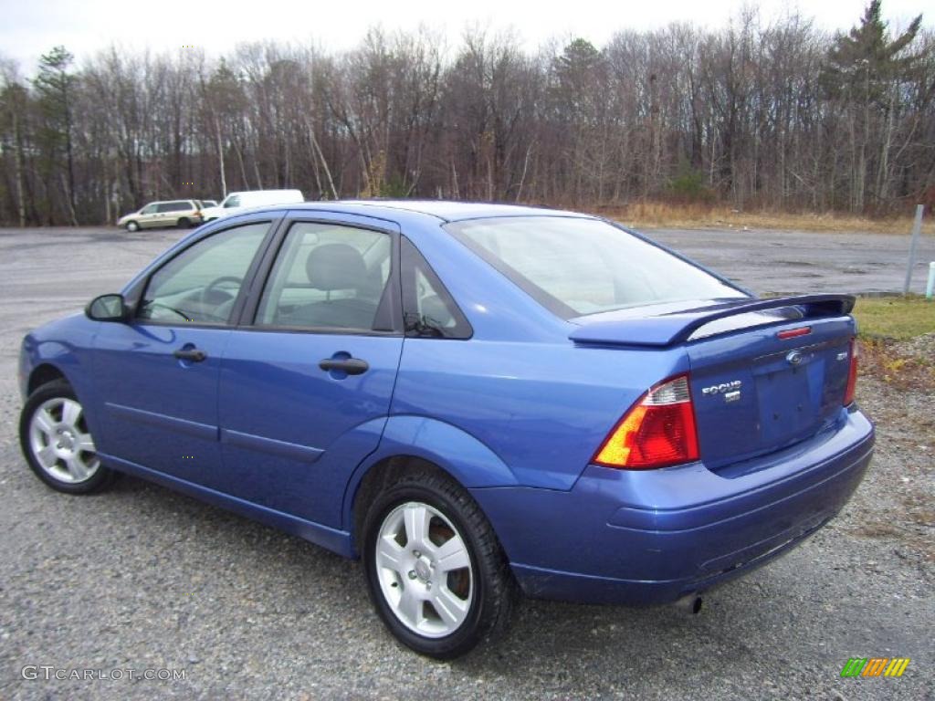 French Blue Metallic 2005 Ford Focus ZX4 SES Sedan Exterior Photo #41051053