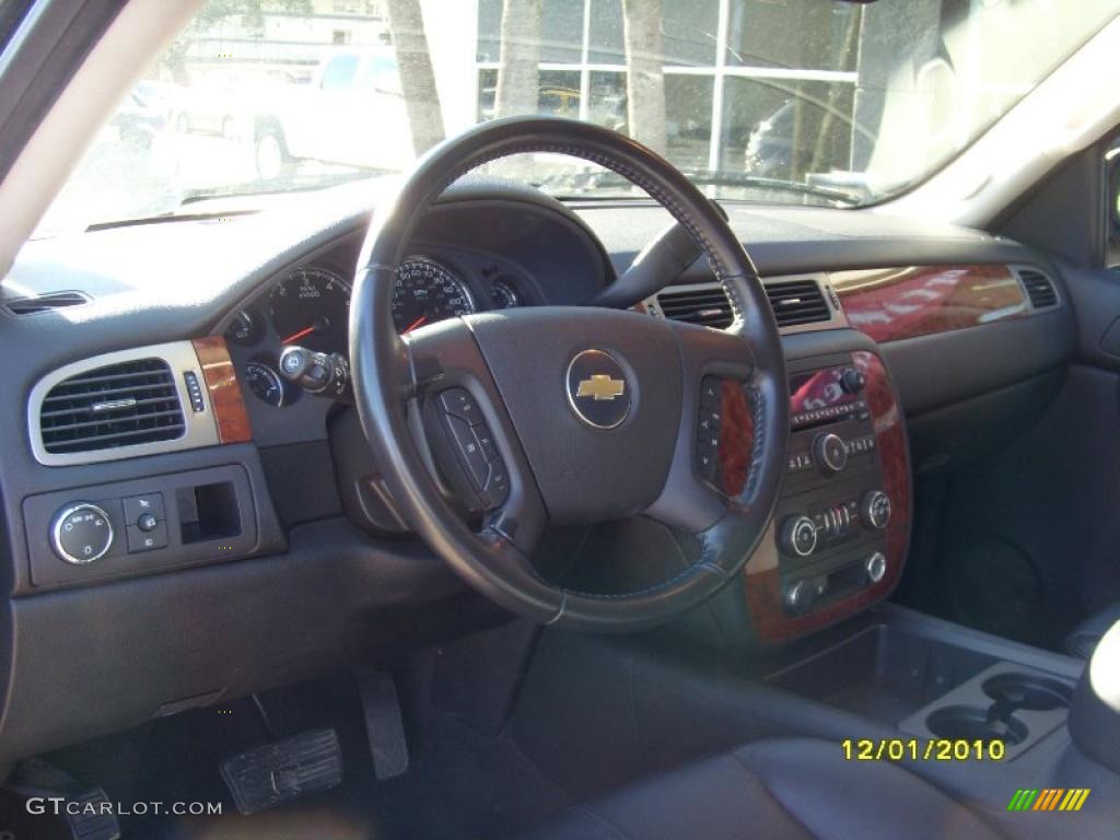 Ebony Interior 2008 Chevrolet Suburban 1500 LT Photo #41052777