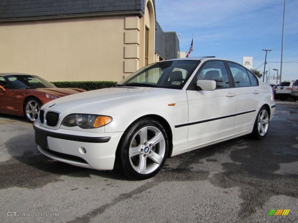 2004 3 Series 325i Sedan - Alpine White / Sand photo #3