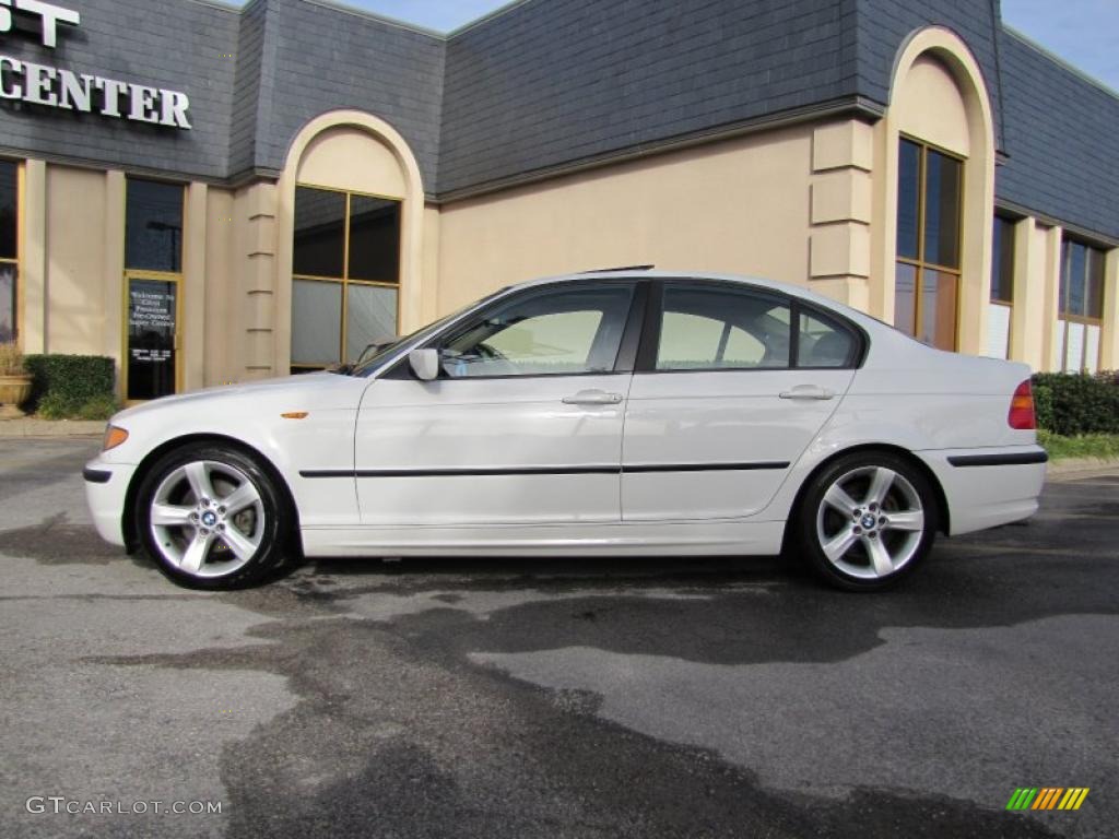 2004 3 Series 325i Sedan - Alpine White / Sand photo #4