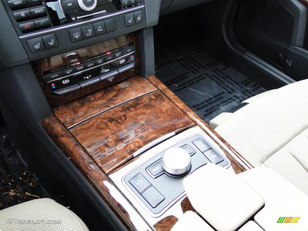 2011 Mercedes-Benz E 550 Sedan Controls Photo #41059687