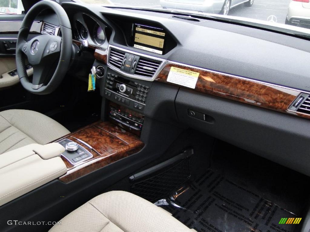 2011 Mercedes-Benz E 550 Sedan Ash/Black Dashboard Photo #41059707