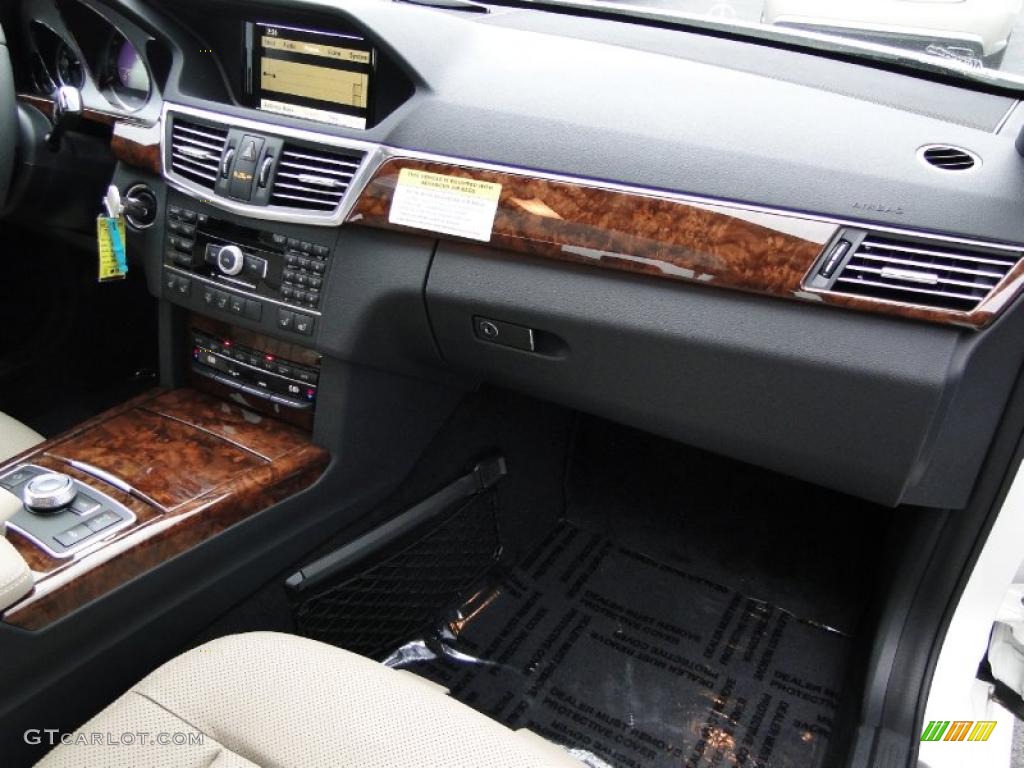 2011 Mercedes-Benz E 550 Sedan Ash/Black Dashboard Photo #41059723