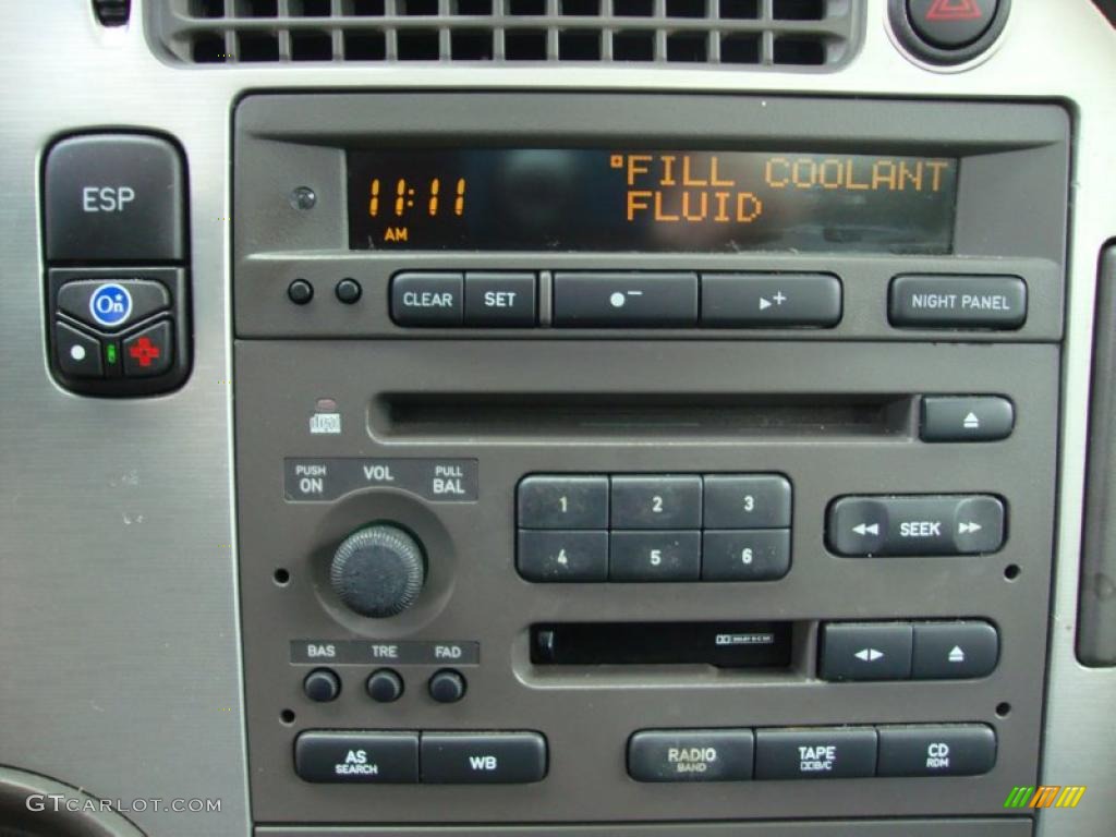 2002 Saab 9-5 Aero Sedan Controls Photo #41059867