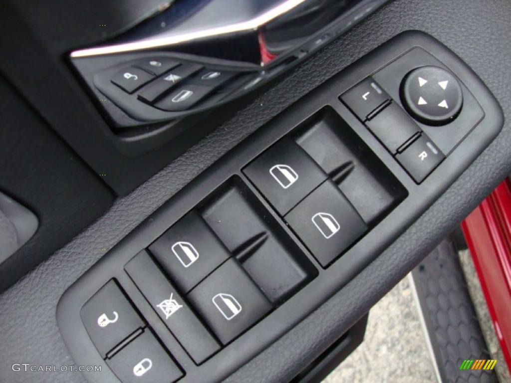 2010 Dodge Ram 1500 Laramie Crew Cab 4x4 Controls Photo #41061007