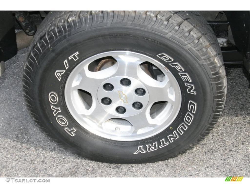 2004 Chevrolet Tahoe LS 4x4 Wheel Photo #41062283