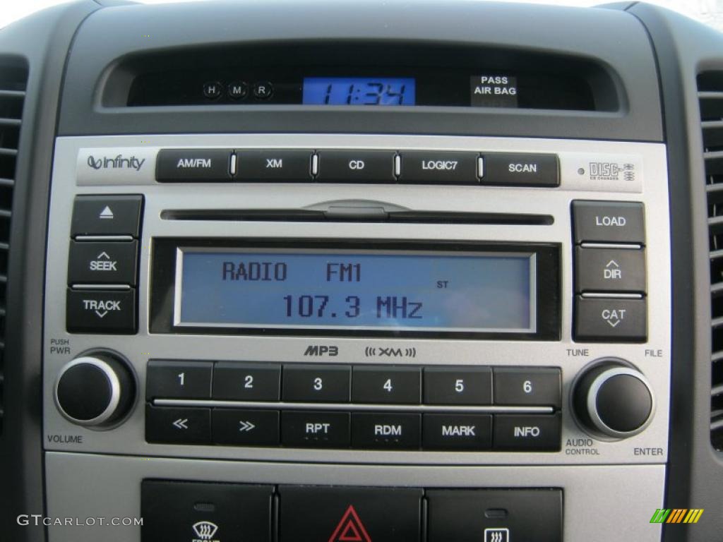 2008 Hyundai Santa Fe SE 4WD Controls Photo #41063891