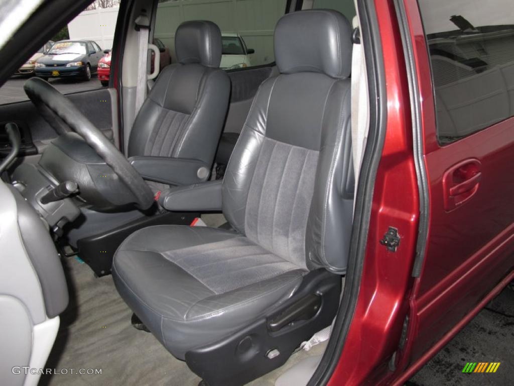 Medium Gray Interior 2002 Chevrolet Venture Warner Brothers Edition Photo #41065783