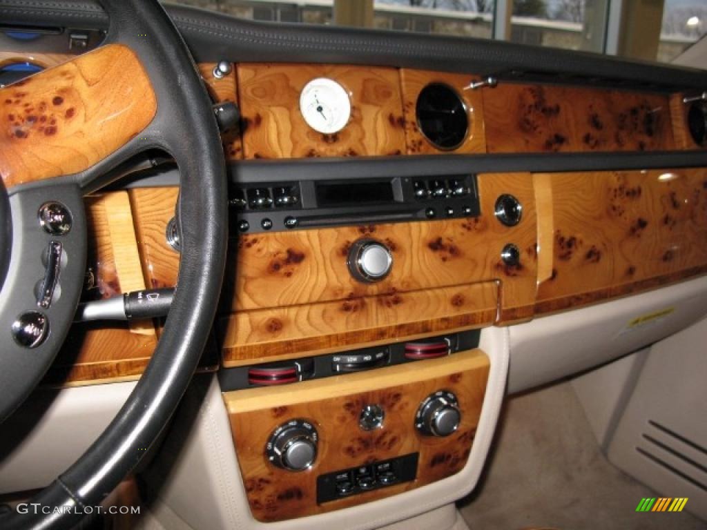 2006 Rolls-Royce Phantom Standard Phantom Model Controls Photo #41069391