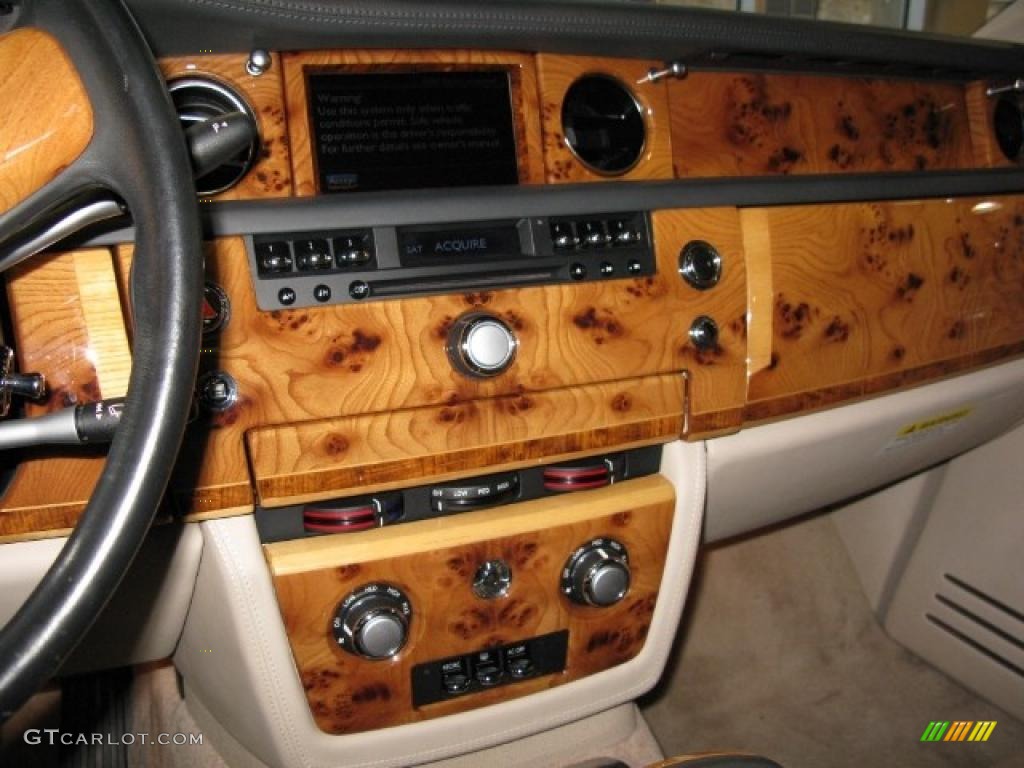 2006 Rolls-Royce Phantom Standard Phantom Model Controls Photo #41069403