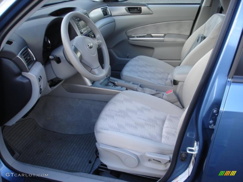 Platinum Interior 2010 Subaru Forester 2.5 X Premium Photo #41070591