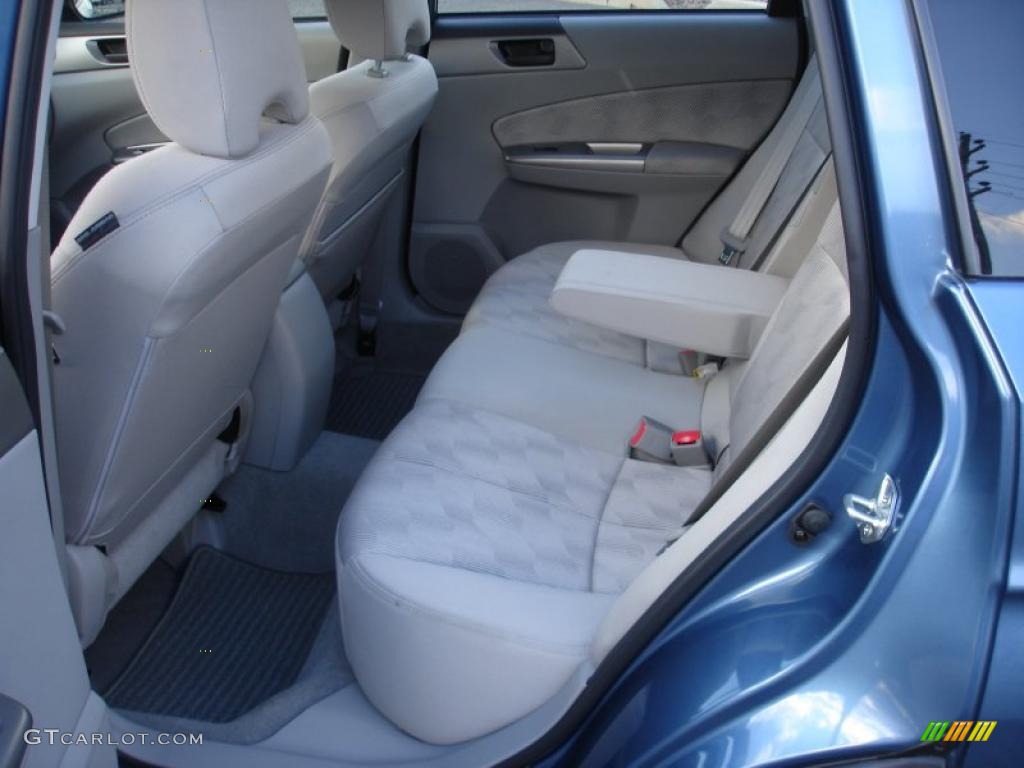 Platinum Interior 2010 Subaru Forester 2.5 X Premium Photo #41070607