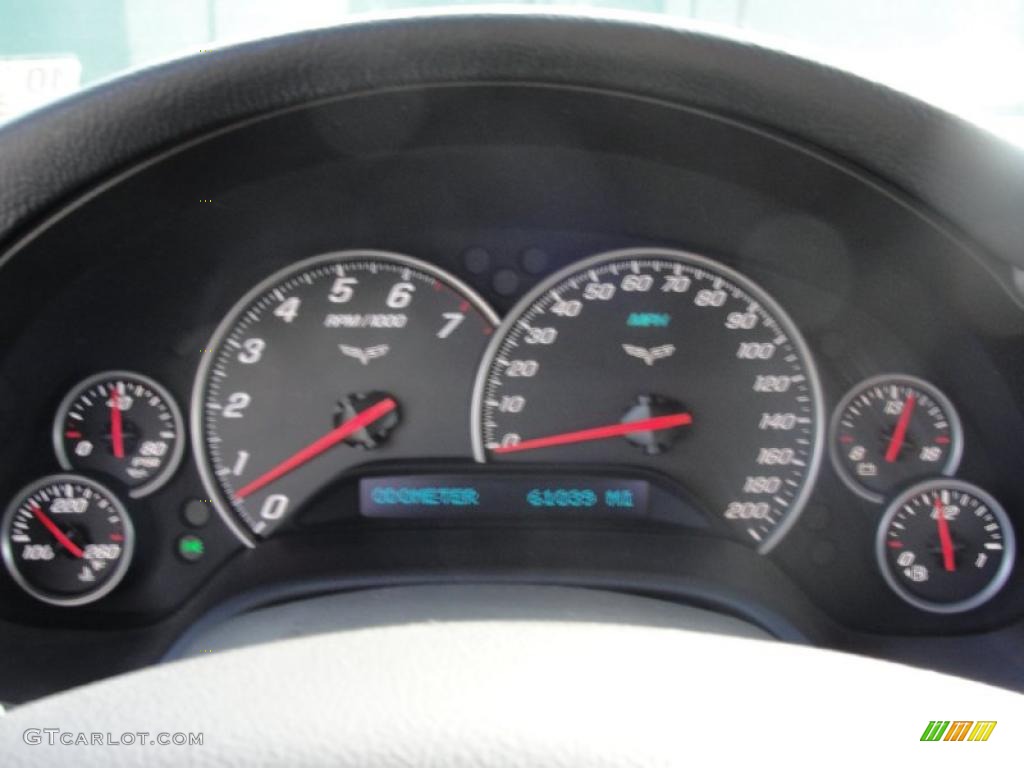 2006 Chevrolet Corvette Coupe Gauges Photo #41072295