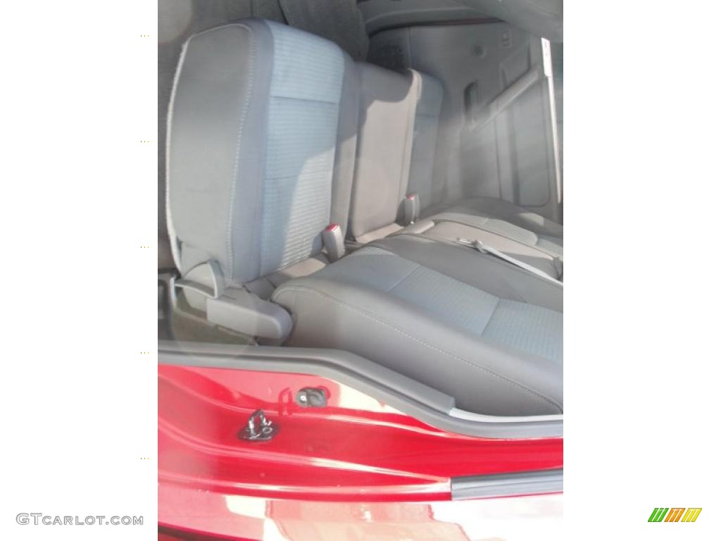 2006 Titan XE Crew Cab - Red Alert / Steel Gray photo #30